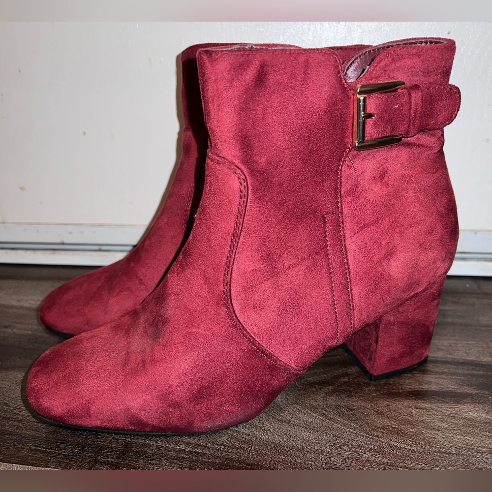 Burgundy short heel women’s boots